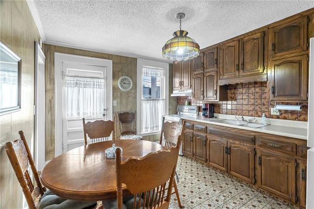 275 Orchard Street, Kansas City, KS 66101