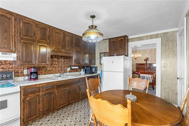 275 Orchard Street, Kansas City, KS 66101