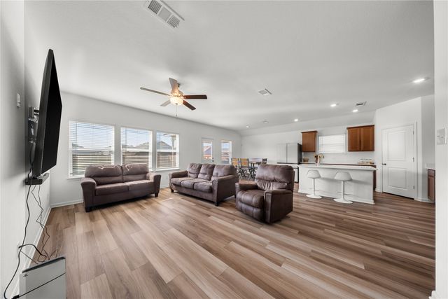 1522 Coldwater Way, Crandall, TX 75114