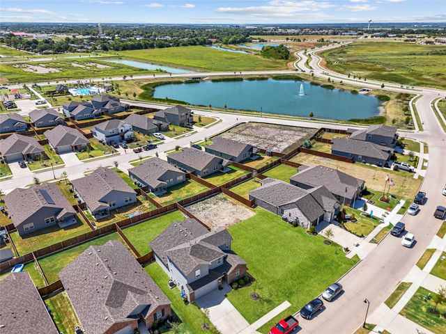 1522 Coldwater Way, Crandall, TX 75114