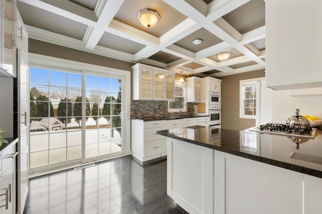 4128 Yates Avenue N, Robbinsdale, MN 55422