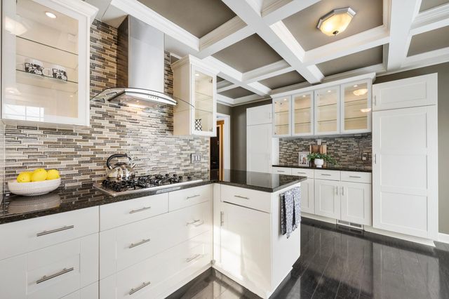 4128 Yates Avenue N, Robbinsdale, MN 55422