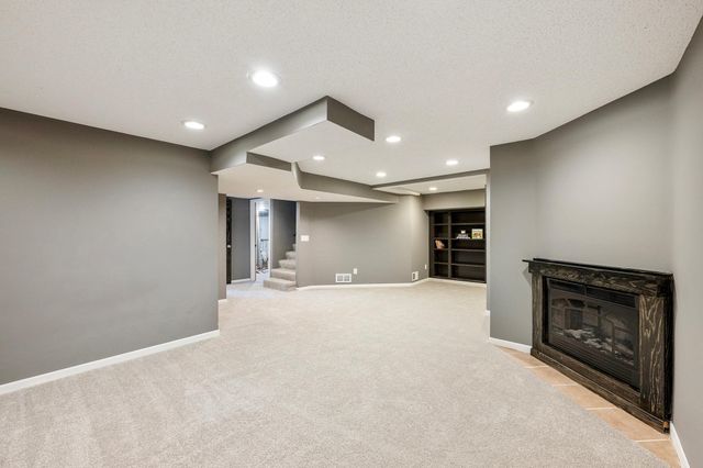 4128 Yates Avenue N, Robbinsdale, MN 55422