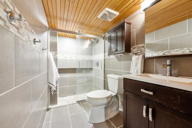 4128 Yates Avenue N, Robbinsdale, MN 55422