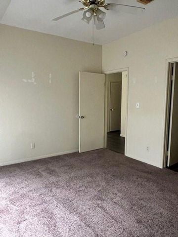 4409 Rattan Avenue, Bay City, TX 77414