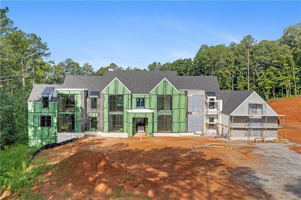 Image 2 of property listing at 1450 Estates Pointe, Milton, GA 30004