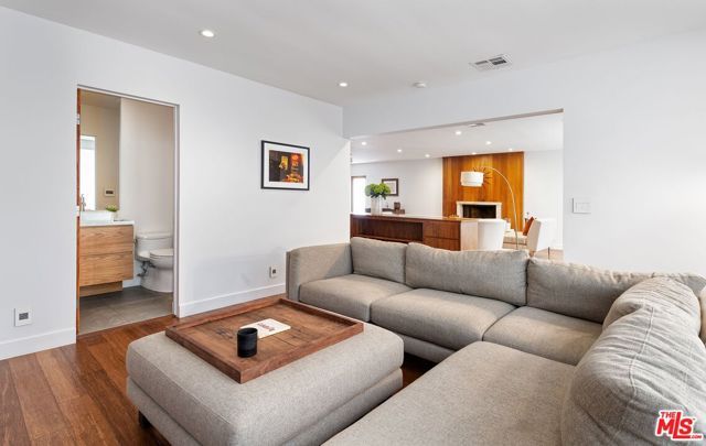 7826 W 80th Street, Playa Del Rey (los Angeles), CA 90293