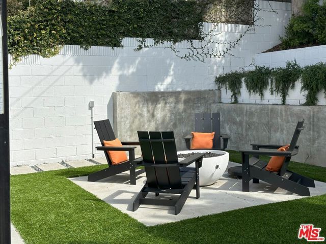 7826 W 80th Street, Playa Del Rey (los Angeles), CA 90293