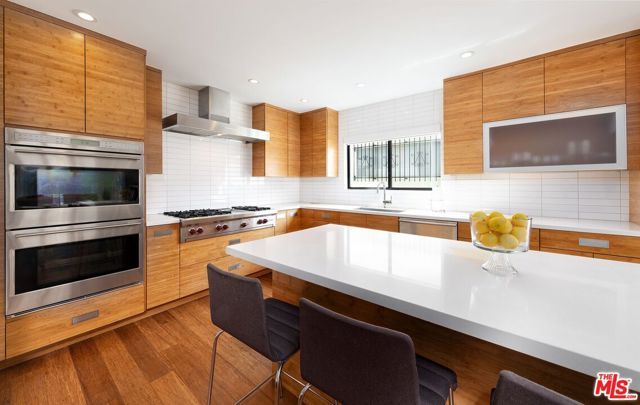 7826 W 80th Street, Playa Del Rey (los Angeles), CA 90293