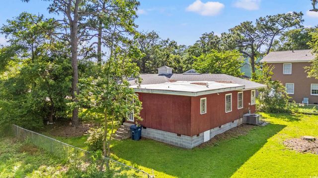 506 28th Ave. N, Myrtle Beach, SC 29577