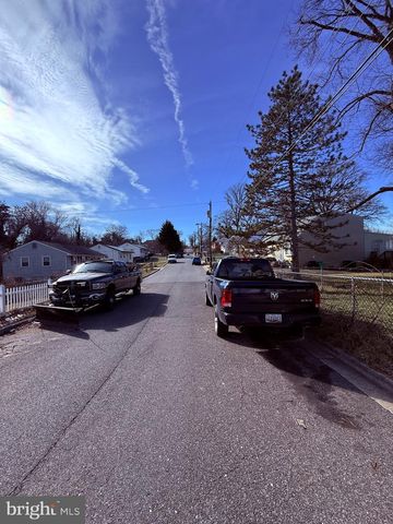 DRUM AVE, Capitol Heights, MD 20743