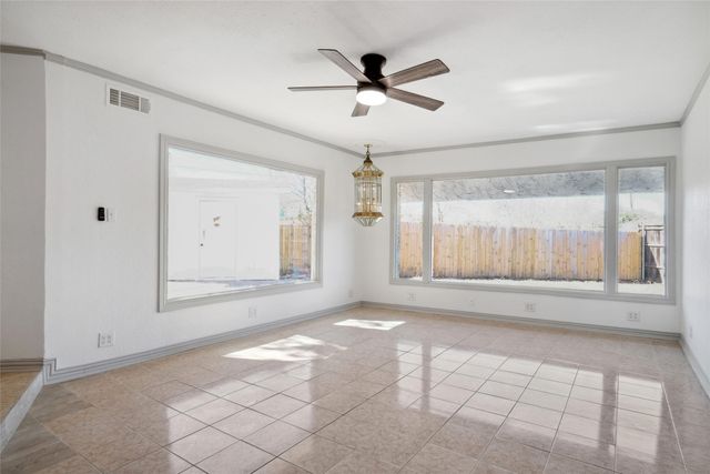 636 W Cedar Street, Hurst, TX 76053