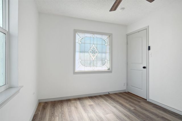 636 W Cedar Street, Hurst, TX 76053