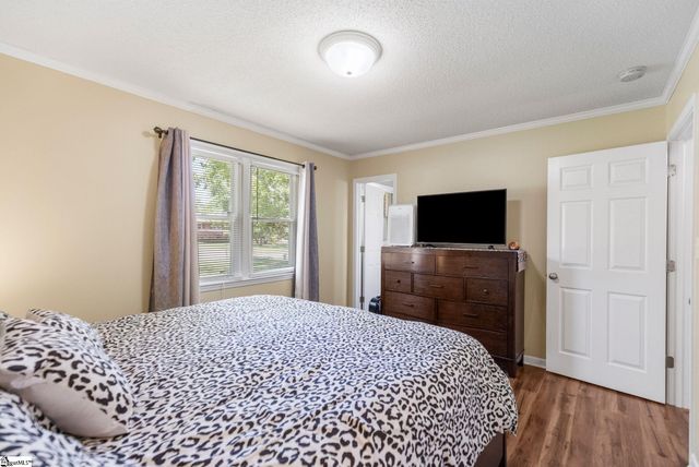 6301 N Pinnacle Drive, Spartanburg, SC 29303