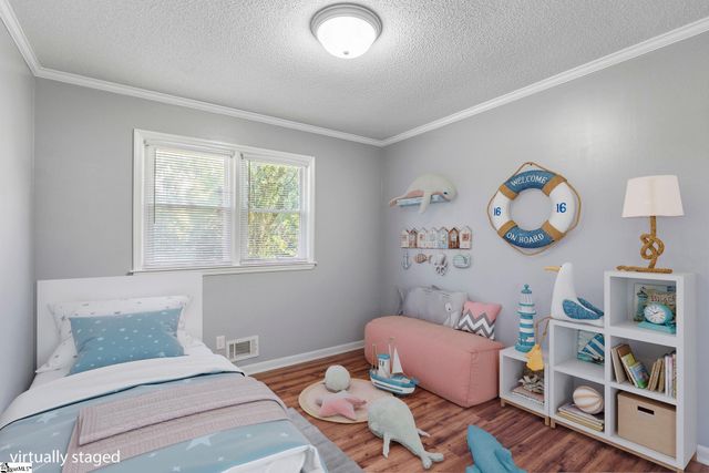6301 N Pinnacle Drive, Spartanburg, SC 29303