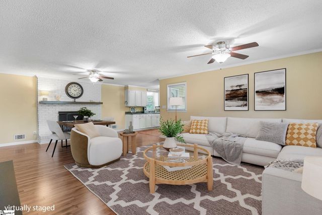 6301 N Pinnacle Drive, Spartanburg, SC 29303