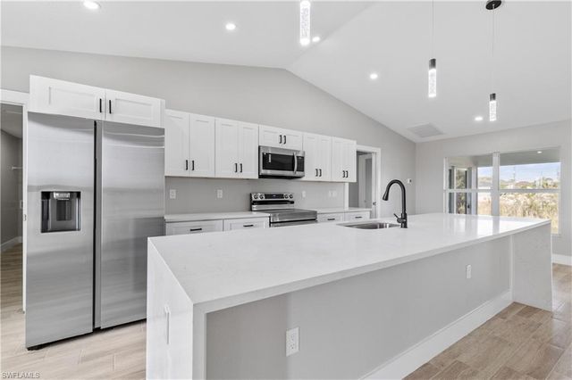 3509 NE 21st AVE, Cape Coral, FL 33909