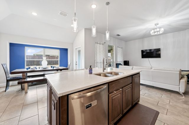1713 Budino Drive, Mclendon Chisholm, TX 75032