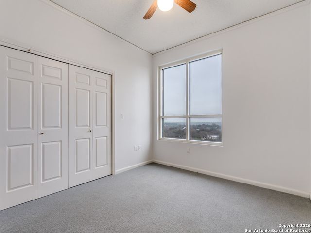 1 Towers Park Ln Apt 1202, San Antonio, TX 78209
