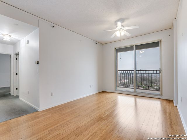1 Towers Park Ln Apt 1202, San Antonio, TX 78209