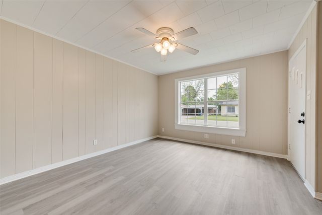 205 E 7th Street, Kaufman, TX 75142
