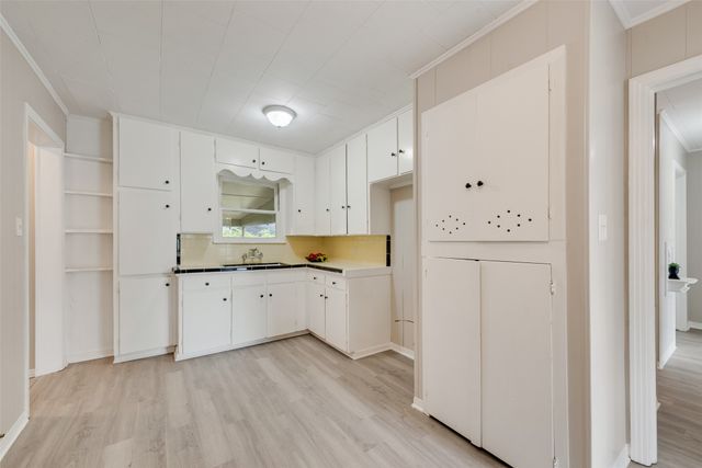 205 E 7th Street, Kaufman, TX 75142