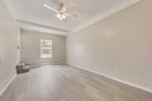 205 E 7th Street, Kaufman, TX 75142