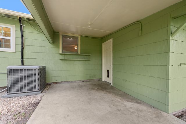 205 E 7th Street, Kaufman, TX 75142