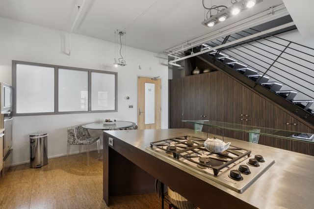 219 Central Avenue NW 506, Albuquerque, NM 87102