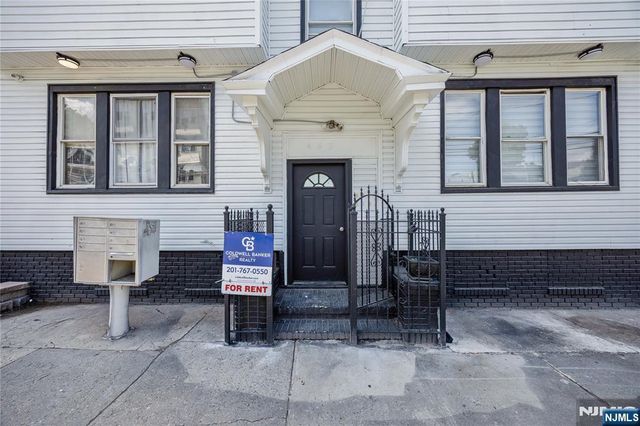 463 21st Street, Irvington, NJ 07111