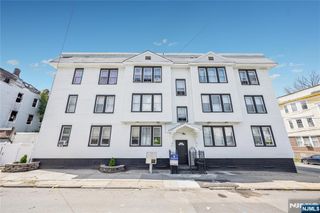 463 21st Street, Irvington, NJ 07111