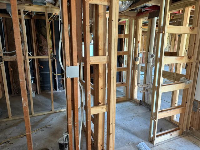 8702 Bridgeport DR, Austin, TX 78758