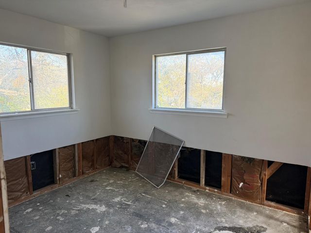 8702 Bridgeport DR, Austin, TX 78758