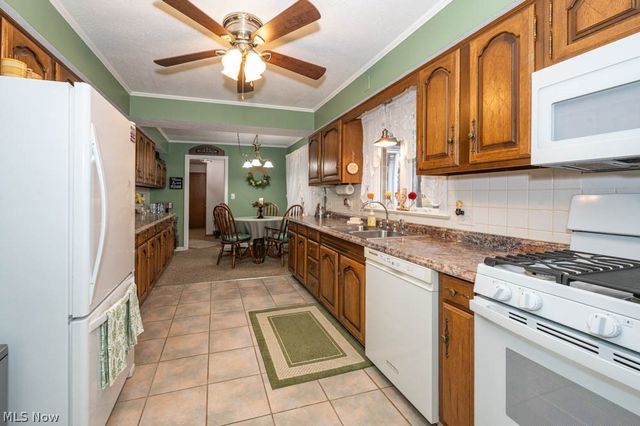 1534 Fernwood Boulevard, Alliance, OH 44601