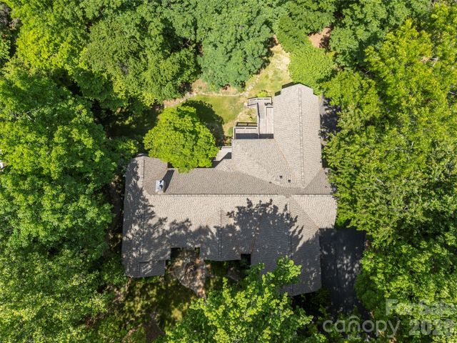 110 Little Cherokee Ridge, Hendersonville, NC 28739