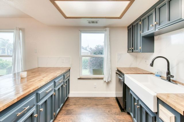 3654 Thompson Avenue, Selma, CA 93662