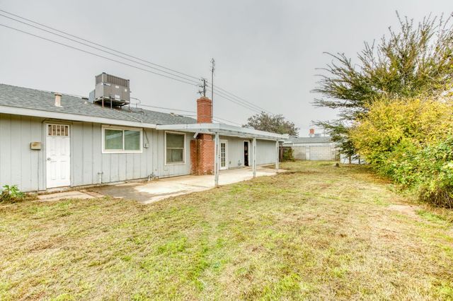 3654 Thompson Avenue, Selma, CA 93662