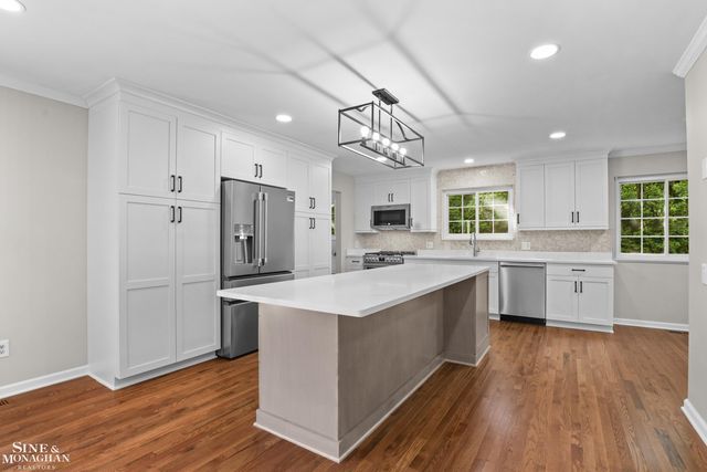 1200 Audubon Road, Grosse Pointe Park, MI 48230