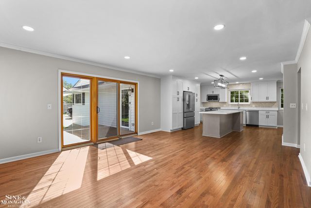 1200 Audubon Road, Grosse Pointe Park, MI 48230