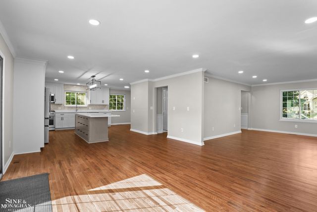 1200 Audubon Road, Grosse Pointe Park, MI 48230