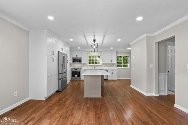 1200 Audubon Road, Grosse Pointe Park, MI 48230
