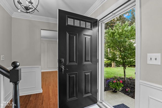 1200 Audubon Road, Grosse Pointe Park, MI 48230
