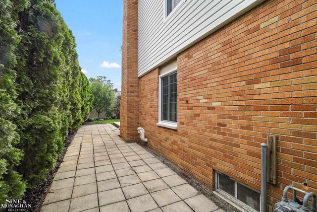 1200 Audubon Road, Grosse Pointe Park, MI 48230