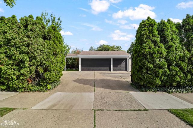 1200 Audubon Road, Grosse Pointe Park, MI 48230