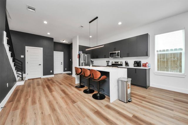 3521 Mainer Street, Houston, TX 77021
