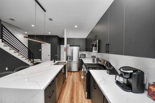 3521 Mainer Street, Houston, TX 77021