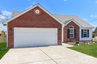 102 Silver Glen Lane, Indian Trail, NC 28079