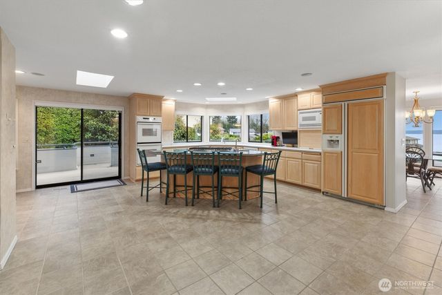 505 S Marine Hills Way, Federal Way, WA 98003