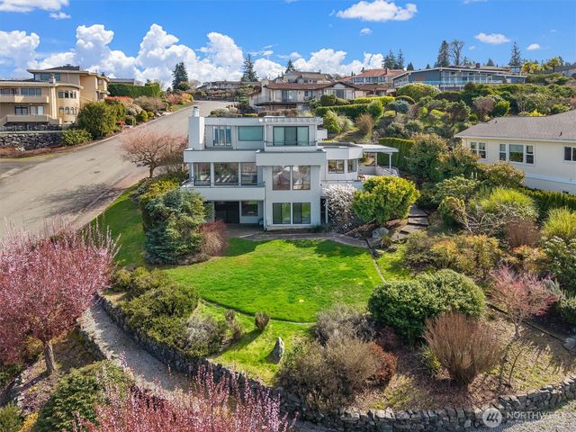 505 S Marine Hills Way, Federal Way, WA 98003