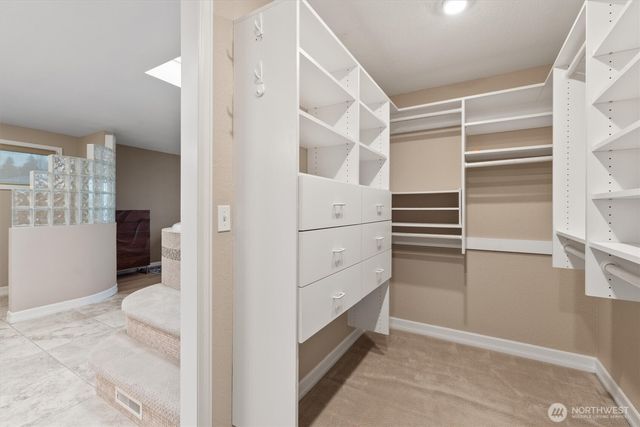 505 S Marine Hills Way, Federal Way, WA 98003